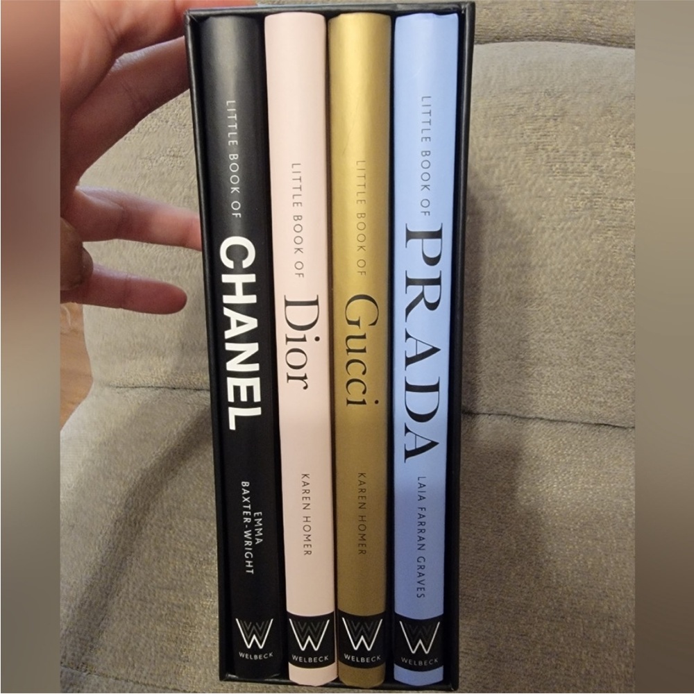 Style Guide Book Set